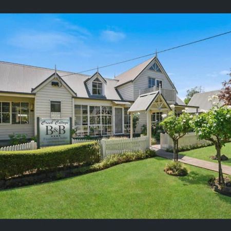 Creek Cottage Bed And Breakfast Traralgon Extérieur photo