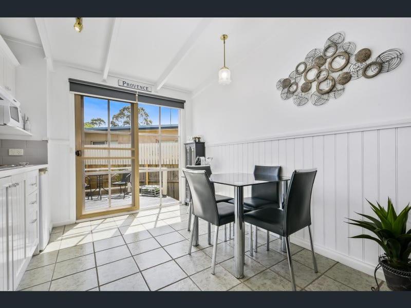 Creek Cottage Bed And Breakfast Traralgon Extérieur photo