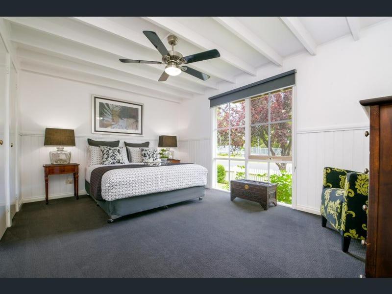 Creek Cottage Bed And Breakfast Traralgon Extérieur photo
