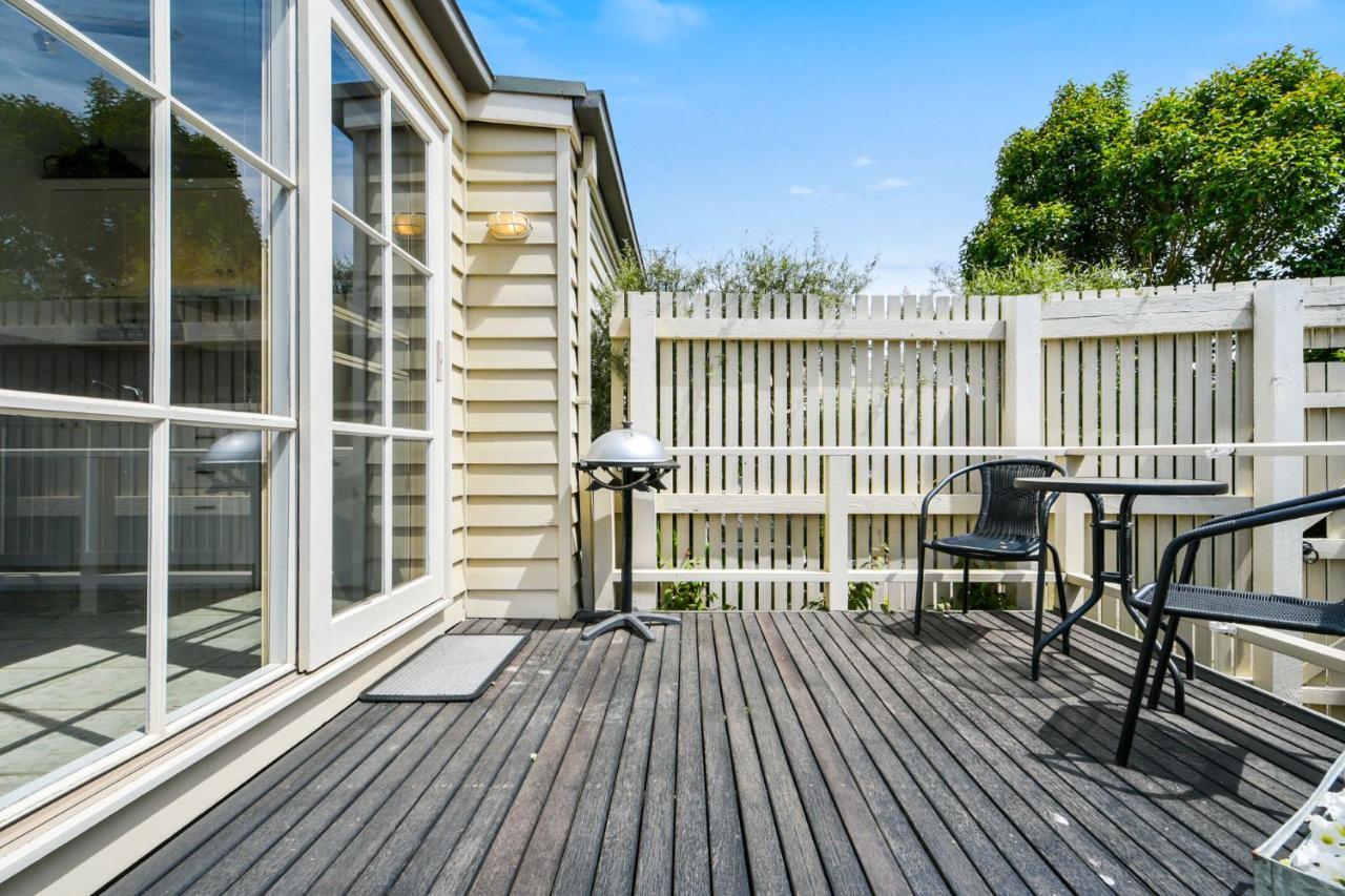 Creek Cottage Bed And Breakfast Traralgon Extérieur photo